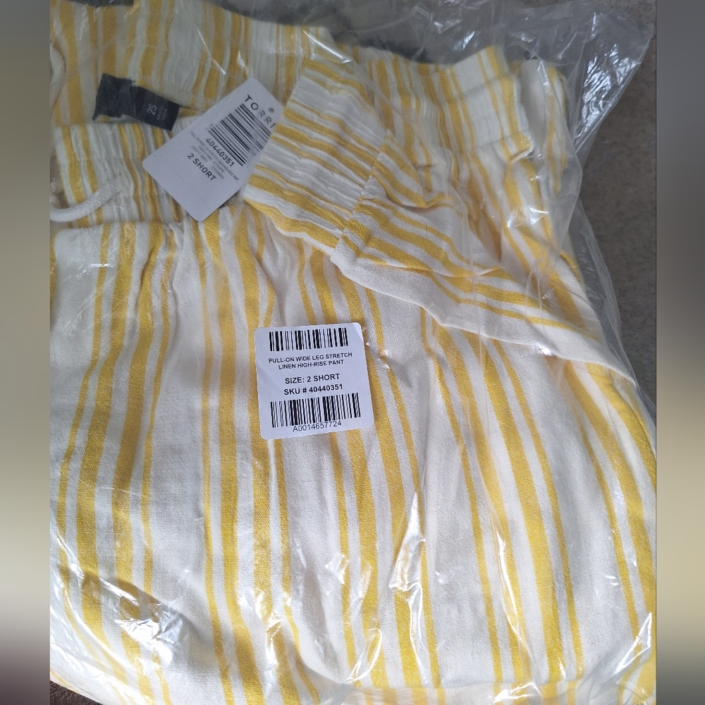 Torrid Linen Pull-on Yellow Striped High Rise Pants - Size 2X Short - Picture 4 of 8